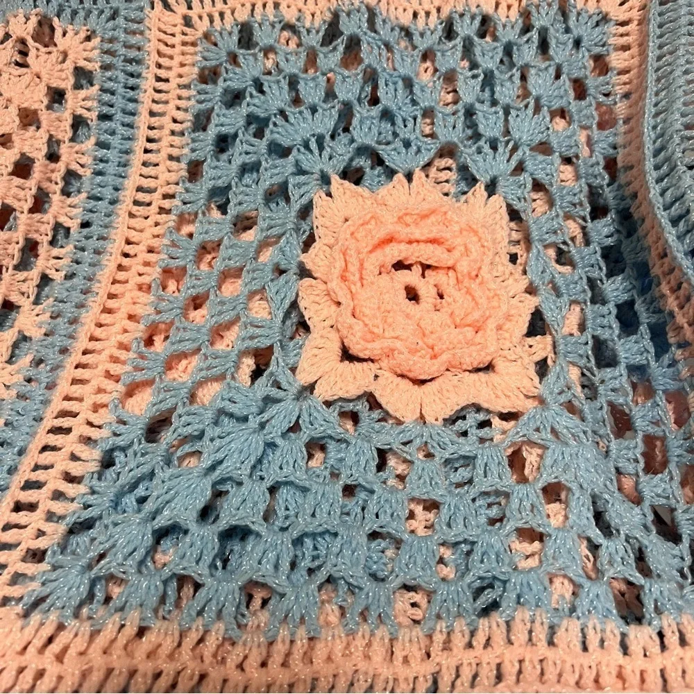 Vintage Floral Granny Square Rose Crochet Afghan Throw Blanket Cottagecore